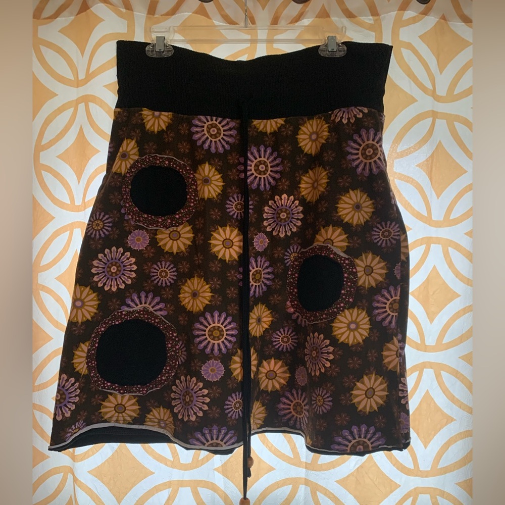 Soul Flower boho patchwork skirt
Size M